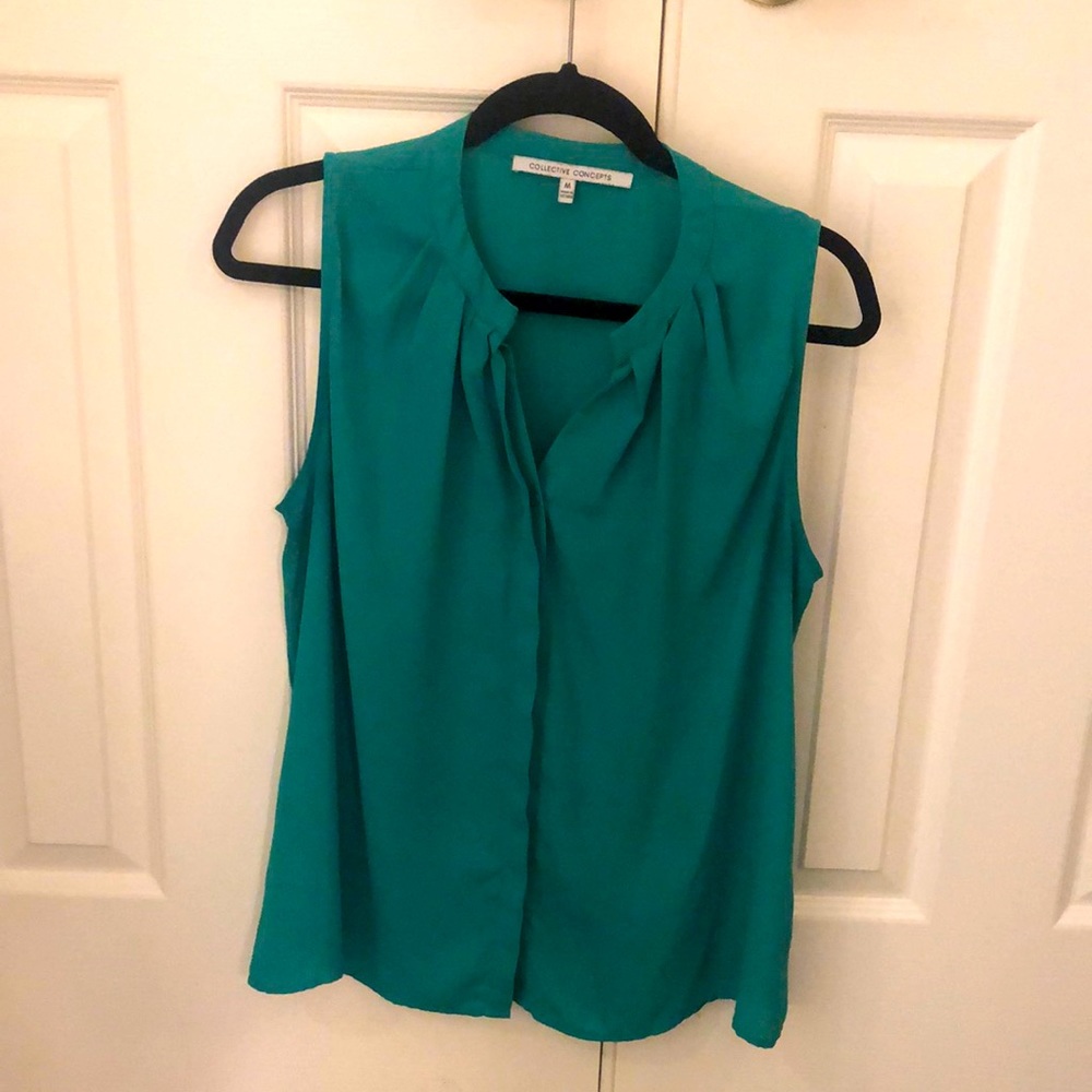 Sleeveless blouse